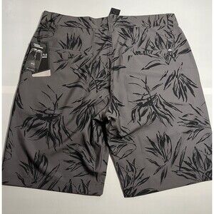 NEW TRAVIS MATHEW You Won't Tropical Floral Print Gray Pinstripe Shorts Mens 32
